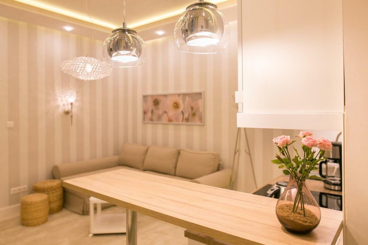 Panni Luxury Apartment Next To Gozsdu Garden Budapest Eksteriør billede