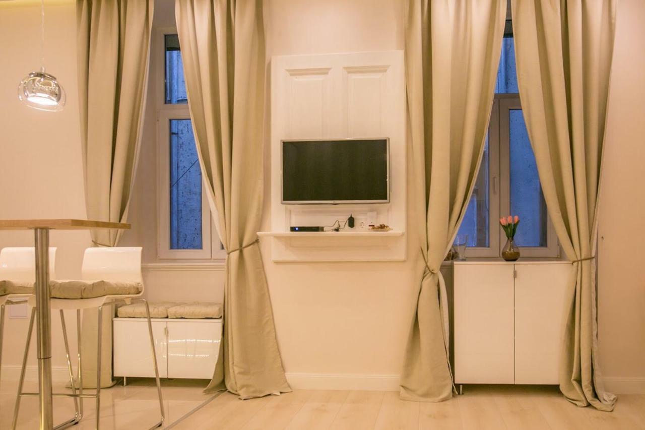Panni Luxury Apartment Next To Gozsdu Garden Budapest Eksteriør billede