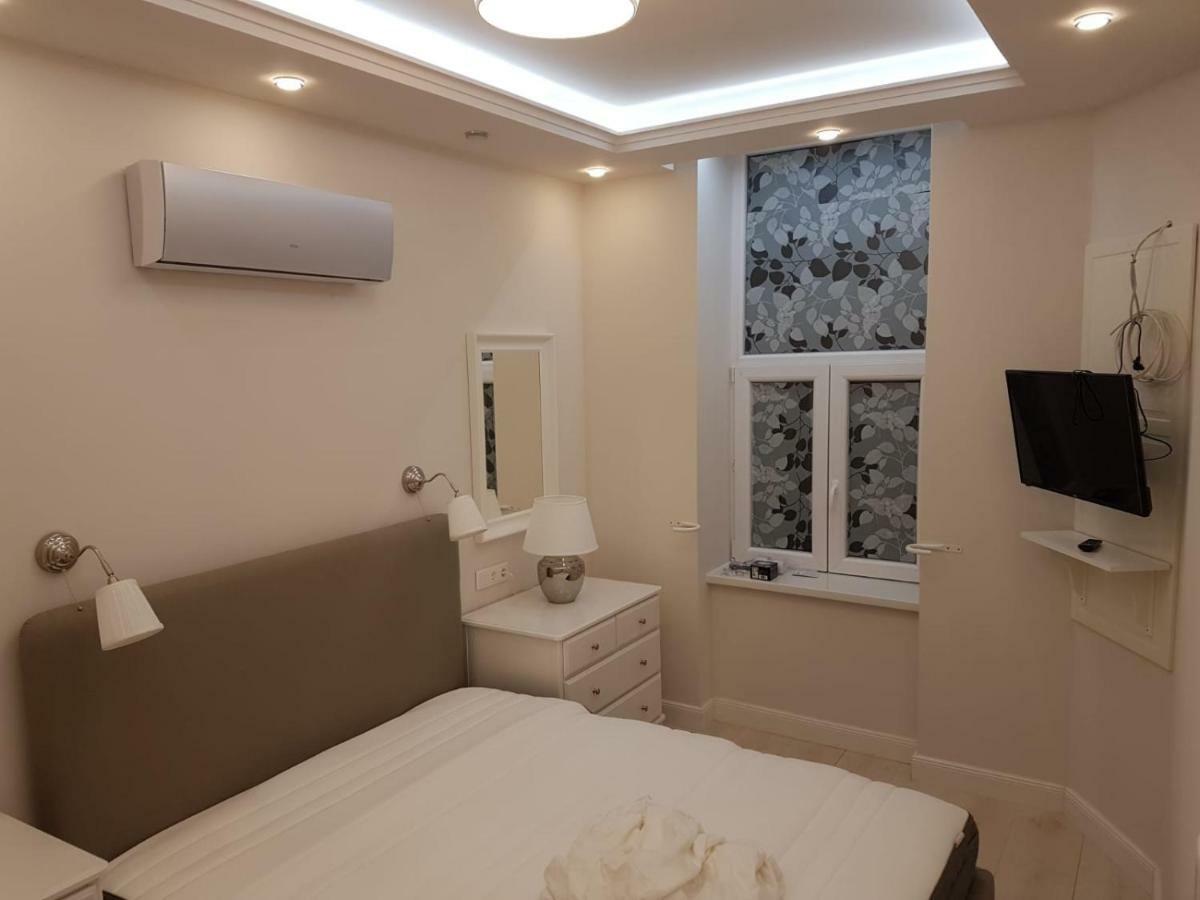 Panni Luxury Apartment Next To Gozsdu Garden Budapest Eksteriør billede
